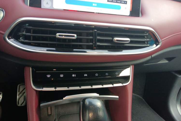 Used MG HS 2018 30T Automatic Two-Wheel Drive Trophy Edition—High-Octane V-Model