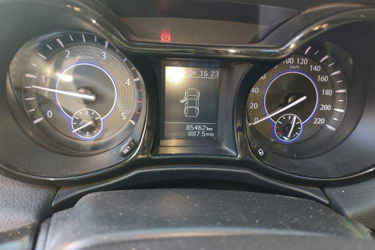 Used JMC Yuhu 7 2020 2.0T Diesel Manual 4x4 Comfort Edition Long Wheelbase China VI Emission Standard JX4D20A6L
