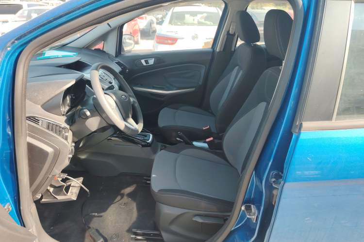 Used Ford EcoSport 2013 1.5L Automatic Fashion Model
