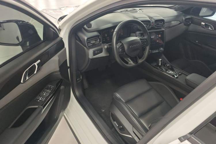 Used Lynk & Co 03 2022 2.0TD DCT GenioPlus