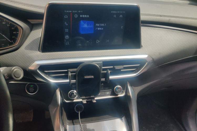 Used SAIC MAXUS EUNIQ 5 