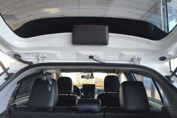 Used Toyota YARiS L Zhi Xuan 2022 X-Trail 1.5L CVT Luxury PLUS Edition