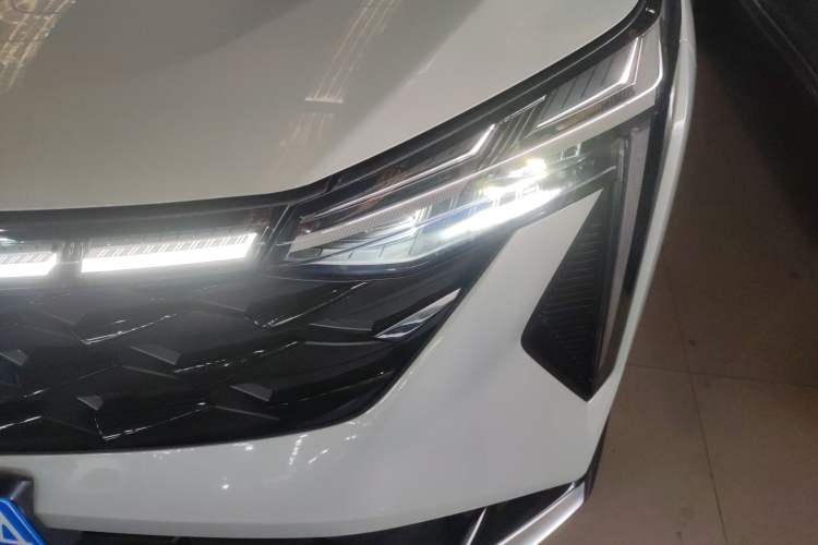 Used Geely Auto Emgrand X7 Sport 2023 Boyue COOL 1.5TD ZhiZun Edition