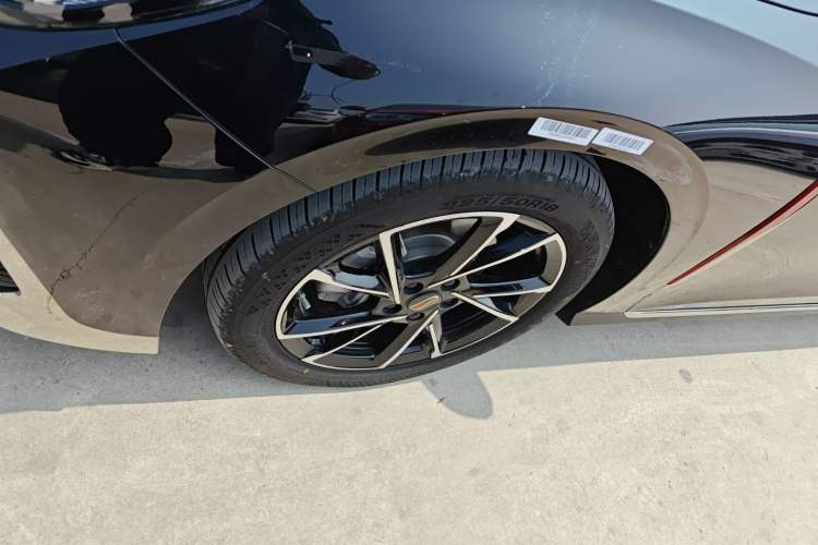 Used Hongqi H6 2024 2.0T ZhiMei Edition
