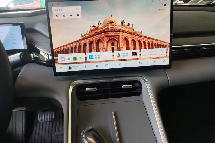 Used Geely Galaxy L6 2025 EM-i 140km Explorer+ Edition
