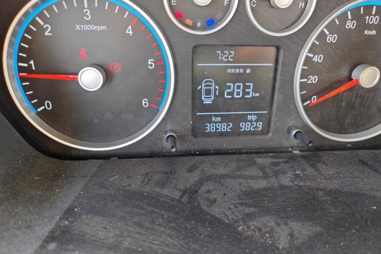 Used Foton Toano 2017 2.5T Restyled E Commercial Version Short Wheelbase 4J25TC3 Odometer Close Up