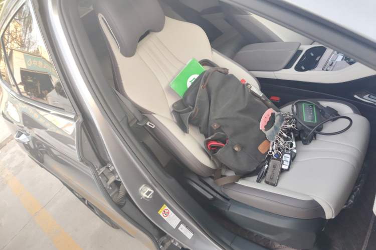 Used BYD Song PLUS New Energy 2025 DM-i Intelligent Driving 112KM Prestige Model Right Front Seat