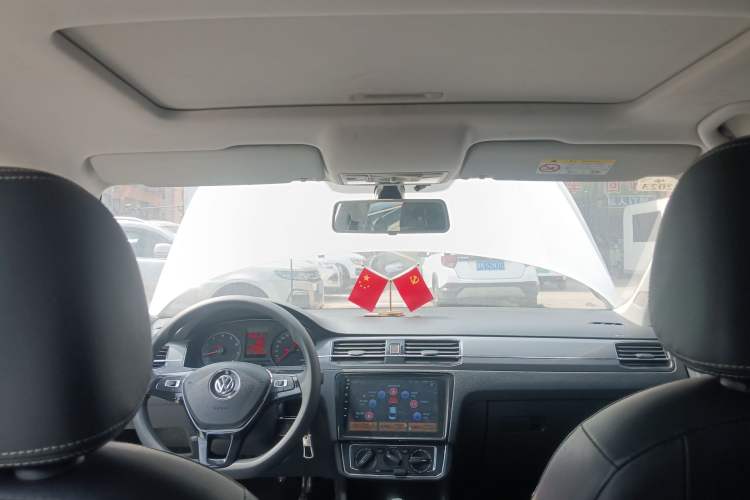 Used Volkswagen Santana 2018 1.5L Automatic Comfort Edition Headliner