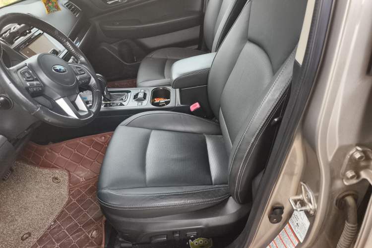 Used Subaru Outback 2015 2.5i Sport Navigation Edition Left Front Seat