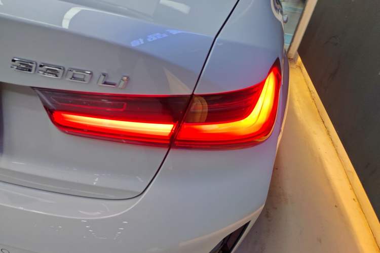 Used BMW 3 Series 2025 330Li M Sport Shadowline Package