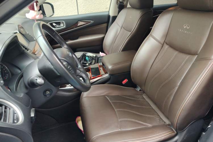 Used Infiniti QX60 2014 2.5 S/C Hybrid All-Wheel-Drive Versatile Edition
