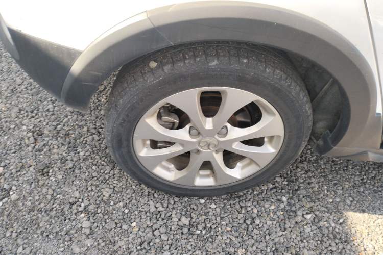 Used BAIC New Energy EC5 2019 New Style Edition Right Rear Wheel Hub