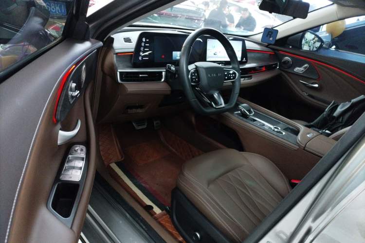 Used Chery Arrizo 8 2023 High-Performance Edition 2.0T DCT Powerfully Equipped