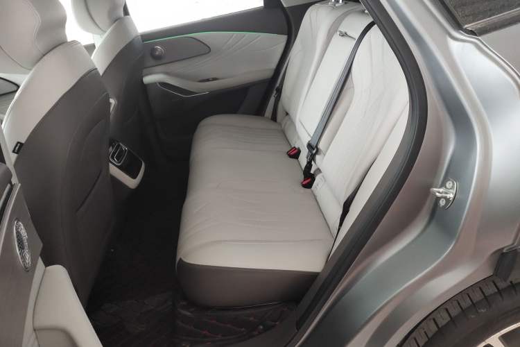 Used EXEED Stellar C-DM 2024 1.5T Long-Range Pro Left Rear Seat