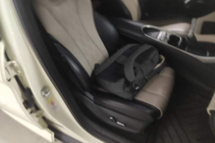 Used BYD Dolphin 2024 Honor Edition 420km Fashion Version
