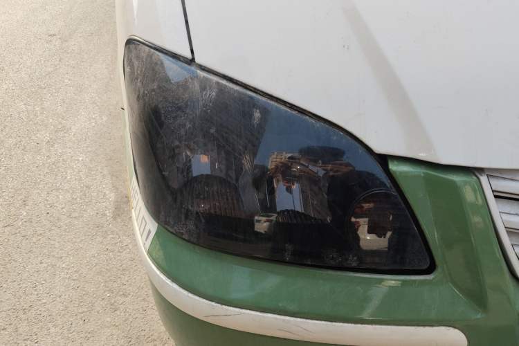 Used FORTHING Lingzhi 2013 M3 1.6L 7-Seater Luxury Model
