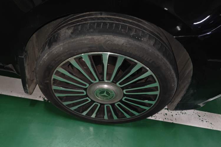 Used Mercedes-Benz Vito 2018 2.0T Elite Version 7 Seats China VI Emission Standard
