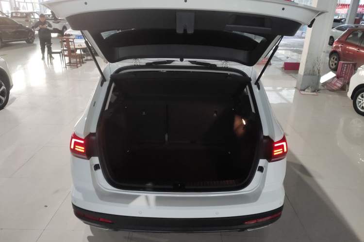 Used Volkswagen Tharu 2019 280TSI Two-Wheel Drive Luxury Version China VI Standard