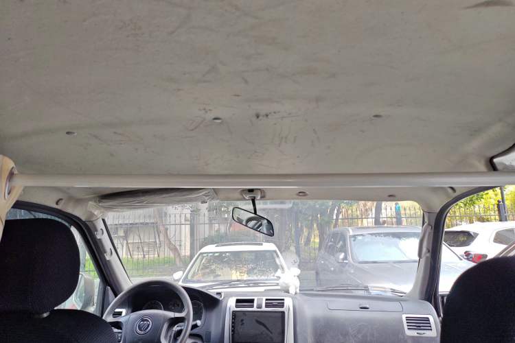 Used Foton Scenic G5 2020 2.0L Long-Wheelbase Flat-Roof 6-Seater Multi-Purpose Passenger Vehicle 1TZS