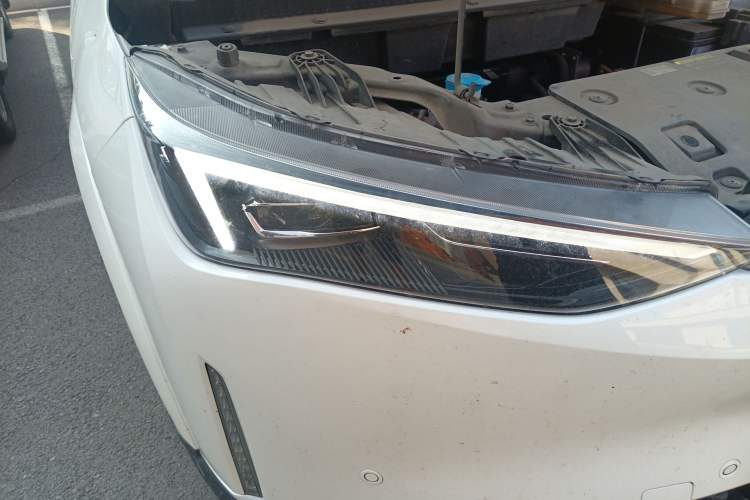 Used Hycan Z03 2022 620 km Range Trendy Cool Version 160 kW 76.8 kWh