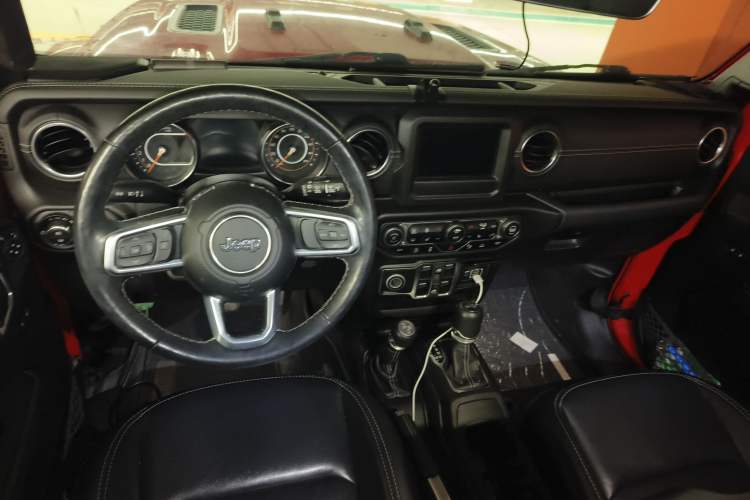 Used Jeep Wrangler 2021 2.0T Sahara Four-Door Edition Center Console