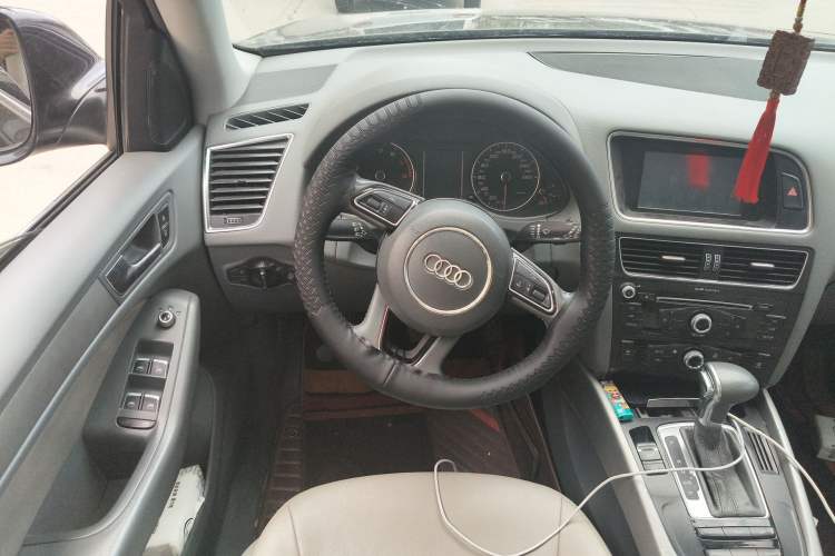 Used Audi Q5 2013 40 TFSI Ambition