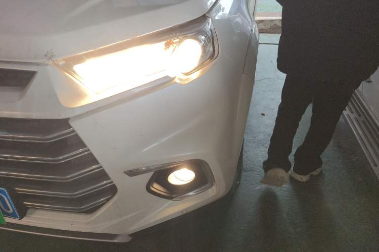 Used JMC Yusheng S350 2020 2.0T Automatic All-Wheel Drive Gasoline Comfort Edition
