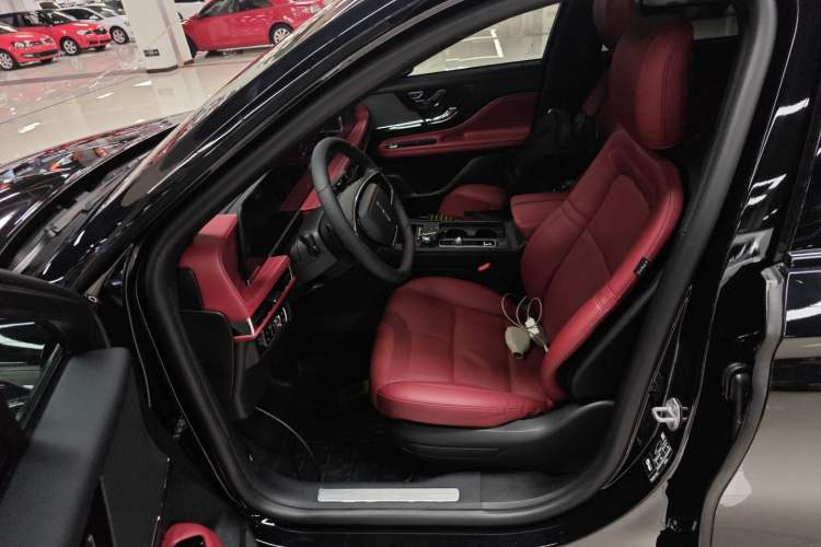 Used Lincoln Corsair 2023 2.0T Two-Wheel-Drive Luxury Edition