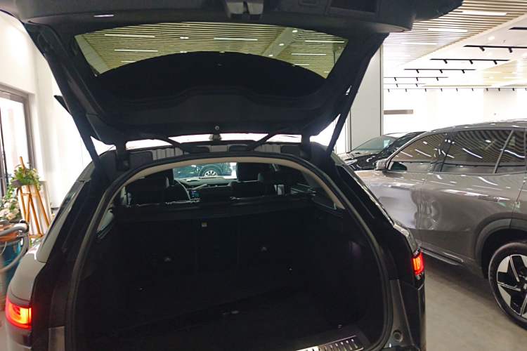 Used Land Rover Range Rover Velar 2018 P380 S
