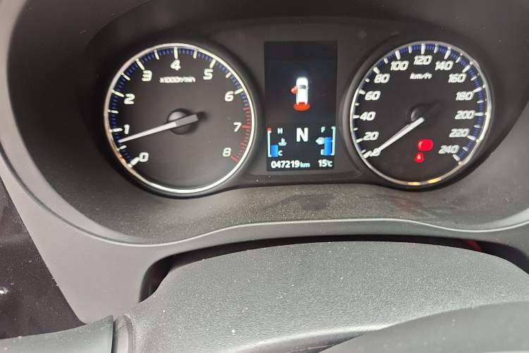 Used Mitsubishi Outlander 2021 2.0L Two-Wheel Drive Comfort Edition 5 Seats Odometer Close Up