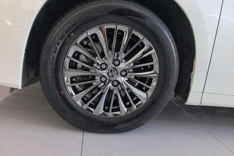 Used Toyota Alphard 2019 Dual-Engine 2.5L Prestige Edition
