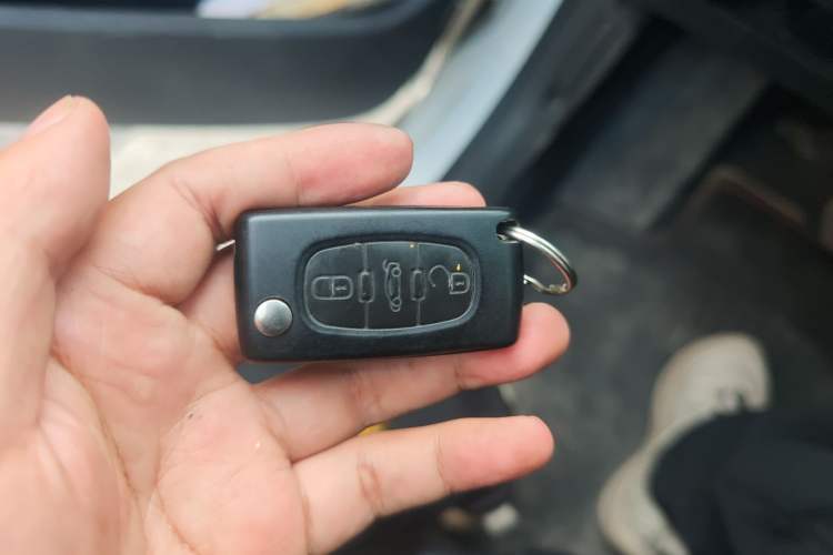 Used Peugeot 308 2013 1.6L Automatic Fashion Model Interior 1