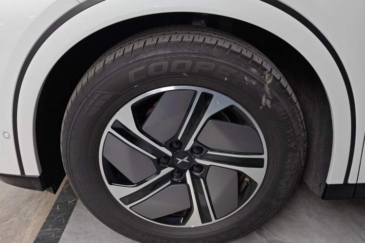 Used XPeng G6 2023 580 Long-Range Pro