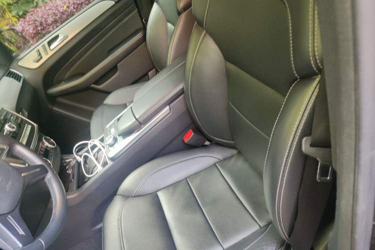 Used Mercedes-Benz M-Class 2012 ML 300