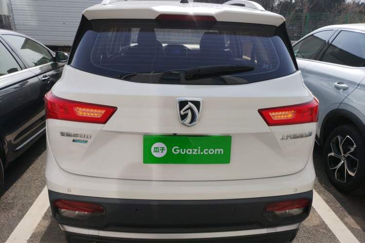 Used Baojun 530 2021 Global Car Anniversary Edition 1.5T Manual Luxury Model 7 Seats