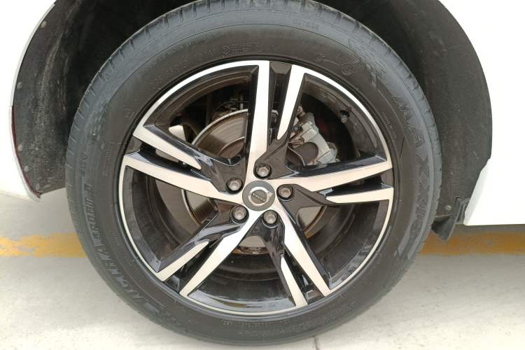 Used Volvo XC60 2018 T5 4x4 Zhiya Sport Edition