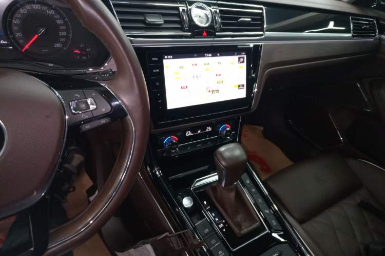 Used Volkswagen Phideon 2021 380TSI Prestige Edition