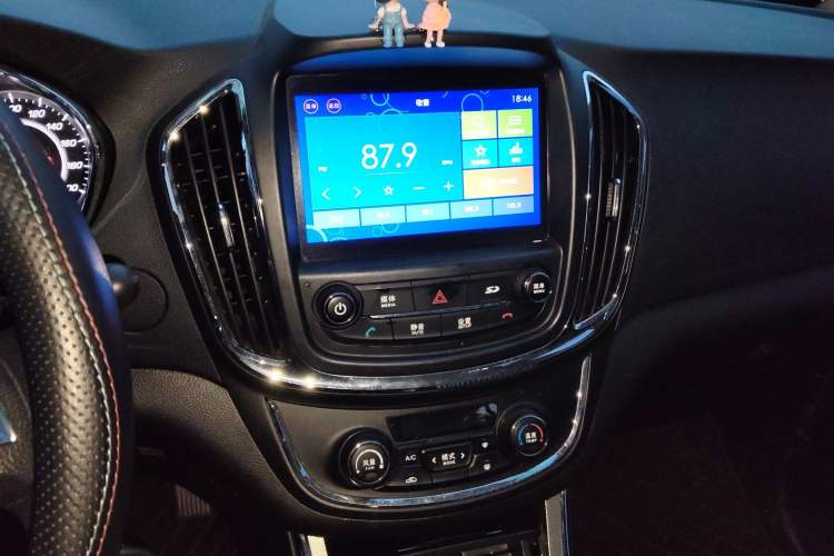 Used Baojun 560 2016 1.8L iAMT Elite Edition
