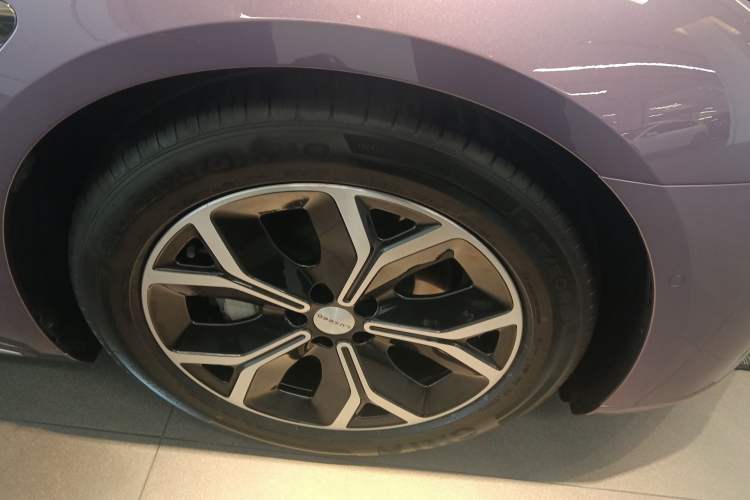 Used Hima Luxeed S7 2024 Max Rear-Drive Long-Range Intelligent Driving Version Exterior 4