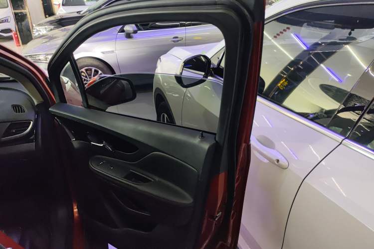 Used Buick Encore 2016 18T Automatic Two-Wheel Drive Urban Elite Model