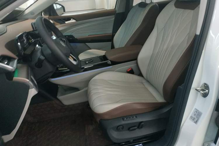 Used Volkswagen ID.6 X 2022 Smart Enjoyment Long-Range Edition
