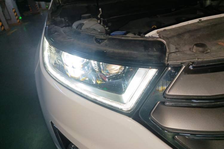 Used Ford Edge 2016 EcoBoost 245 Two-Wheel-Drive Titanium 7-Seater