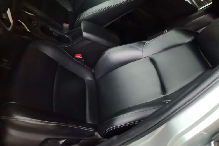 Used Toyota Levin 2021 185T CVT Luxury Edition Left Front Seat