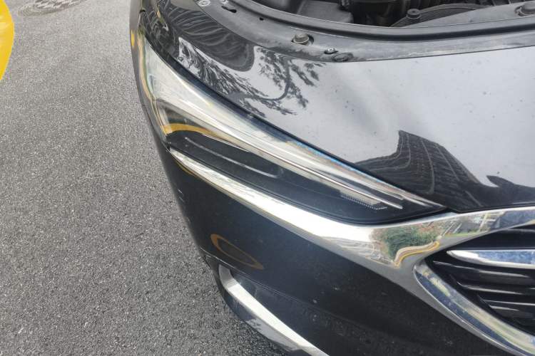 Used Buick LaCrosse 2020 652T Luxury Version Right Front Headlight