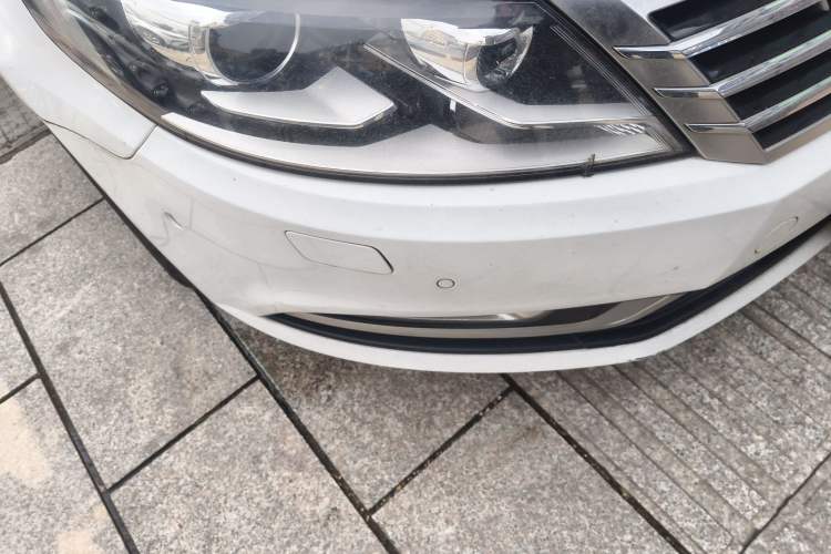 Used Volkswagen FAW-Volkswagen CC 2016 1.8TSI Luxury Model Right Front Headlight