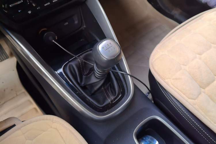 Used Baojun 510 2017 1.5L Manual Fashion Model