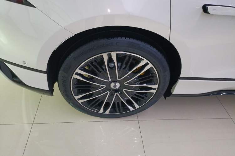 Used Denza Z9GT 2024 1100 Four-Wheel Drive Ultra Version
