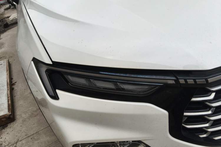 Used Ford Equator Sport 2022 Facelift EcoBoost 170 Prestige Model Right Front Headlight