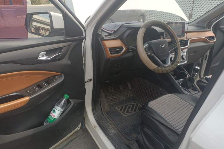 Used Wuling Hongguang S3 2018 1.5L Manual Luxury Model China V Standard
