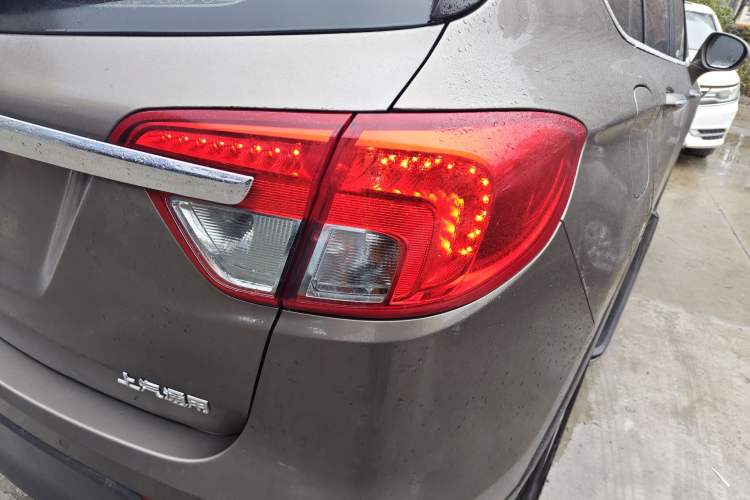 Used Buick Envision 2017 20T Two-Wheel Drive Luxury Model